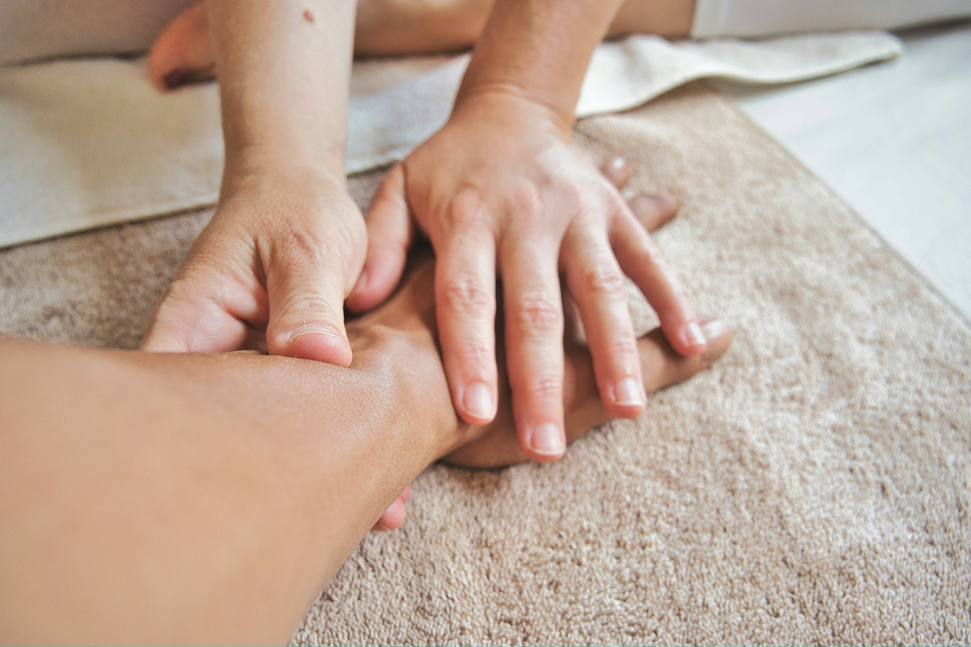 Naprapati behandling arm